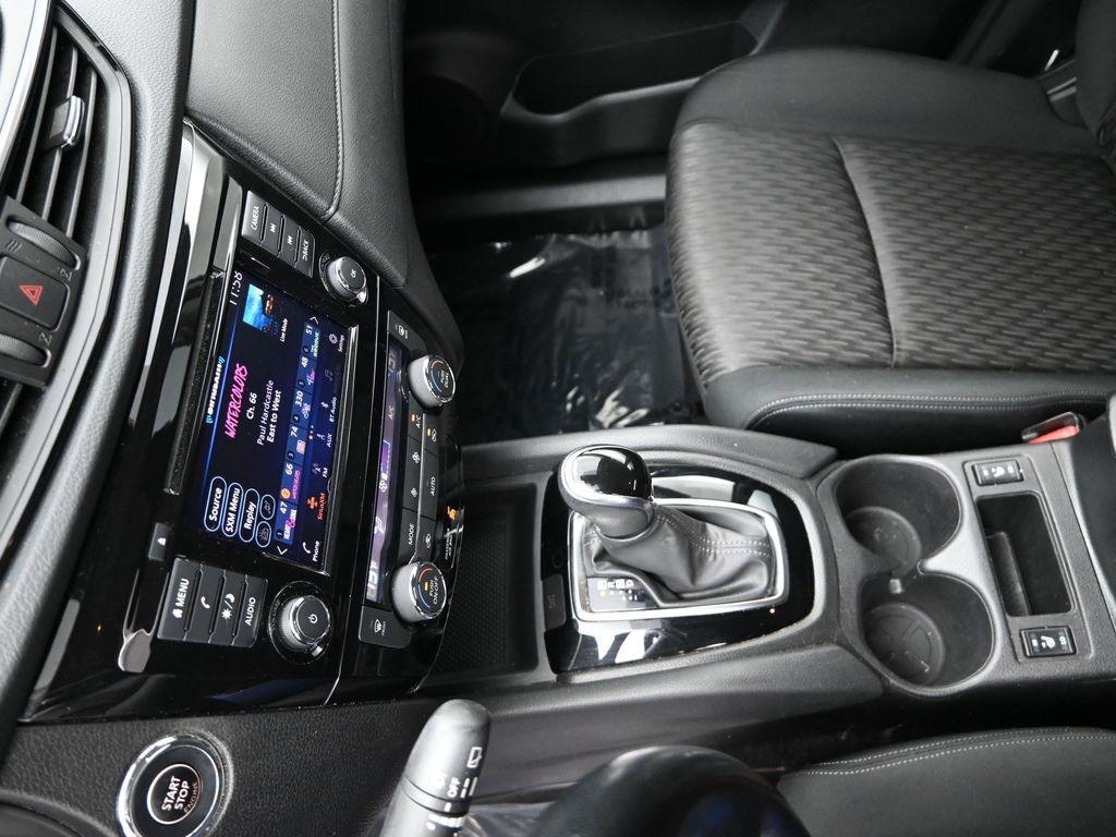 used 2020 Nissan Rogue car, priced at $15,627