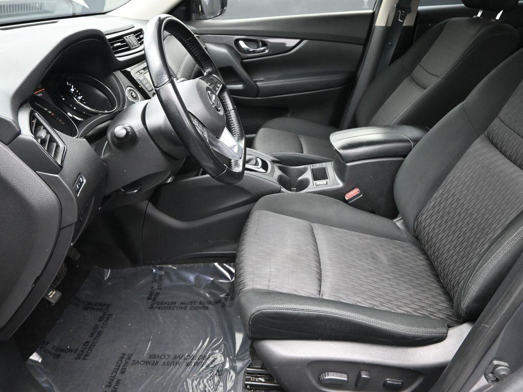 used 2020 Nissan Rogue car, priced at $15,627