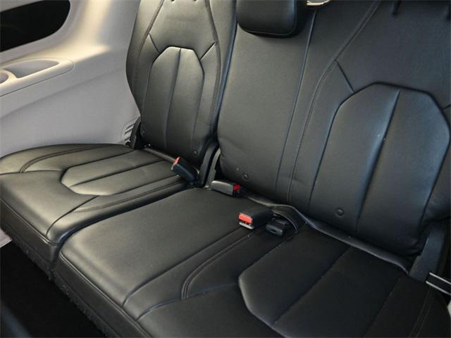 used 2017 Chrysler Pacifica car, priced at $10,925
