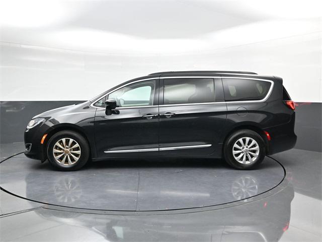 used 2017 Chrysler Pacifica car, priced at $10,925