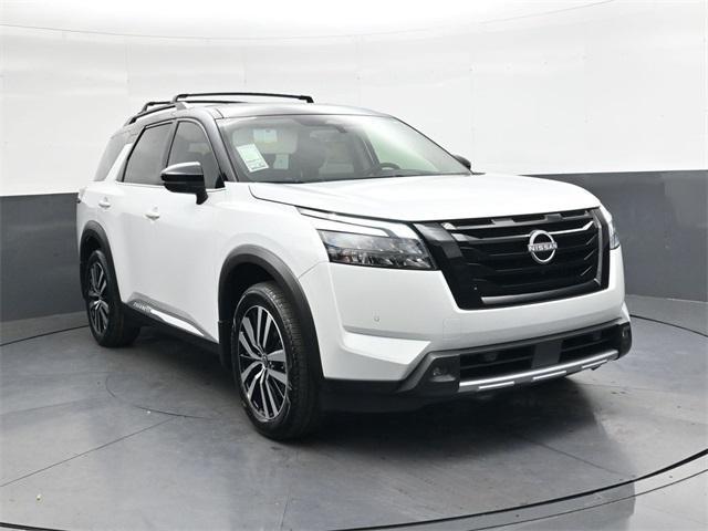 new 2025 Nissan Pathfinder car, priced at $46,950
