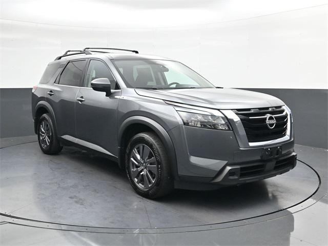 used 2024 Nissan Pathfinder car, priced at $29,400