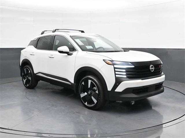 new 2025 Nissan Kicks car, priced at $26,256