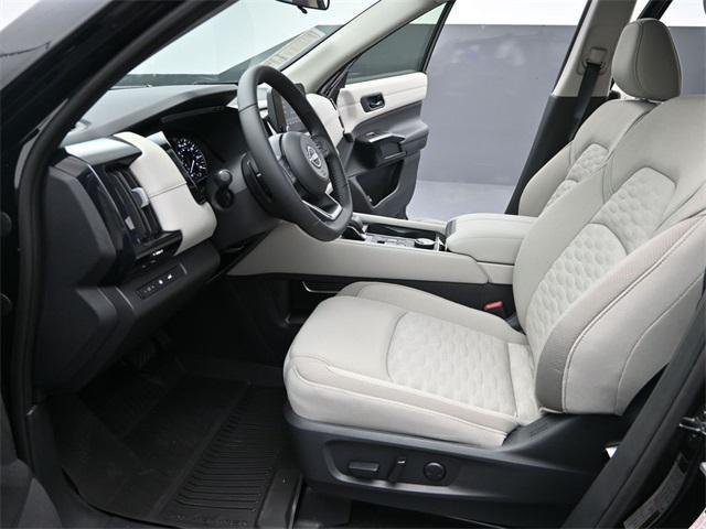 new 2025 Nissan Pathfinder car, priced at $35,663
