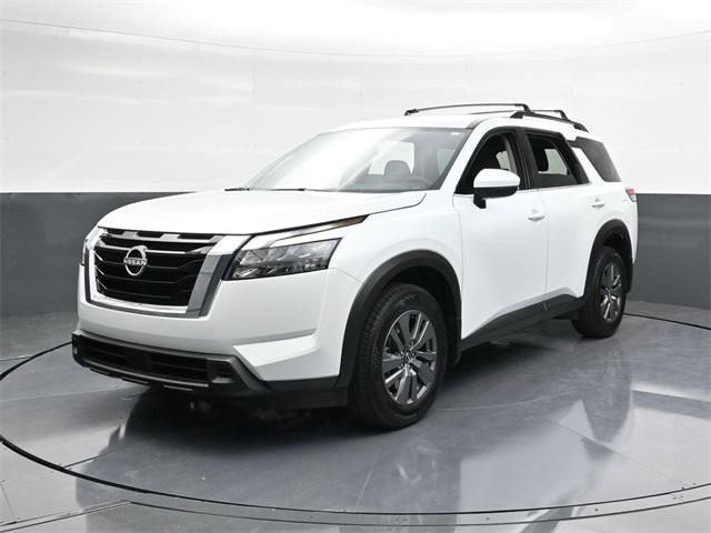 new 2025 Nissan Pathfinder car, priced at $38,688