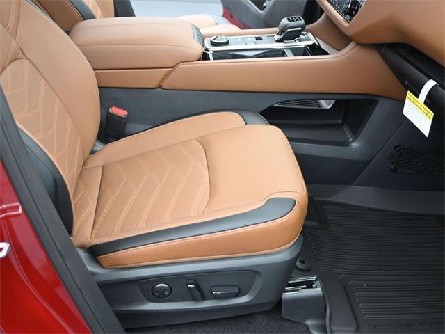 new 2025 Nissan Pathfinder car, priced at $50,722