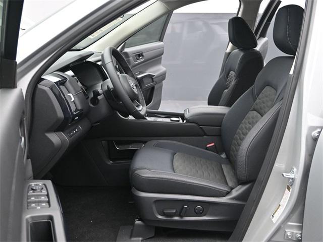 new 2025 Nissan Pathfinder car, priced at $37,470