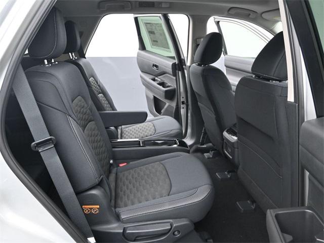 new 2025 Nissan Pathfinder car, priced at $37,470