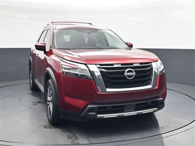 used 2023 Nissan Pathfinder car, priced at $30,962
