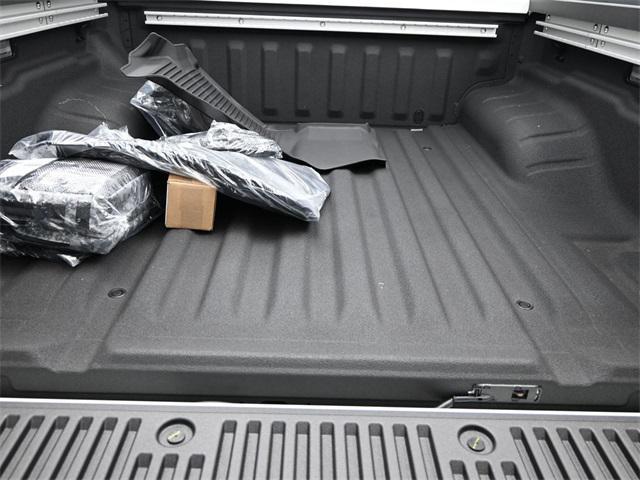 new 2025 Nissan Frontier car, priced at $42,458