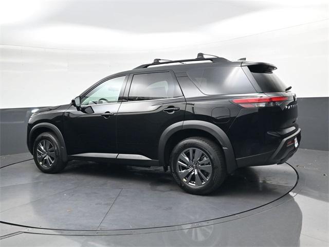new 2025 Nissan Pathfinder car, priced at $35,672
