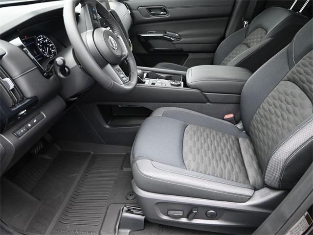 new 2025 Nissan Pathfinder car, priced at $35,672