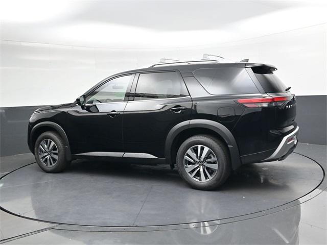 new 2025 Nissan Pathfinder car, priced at $36,727