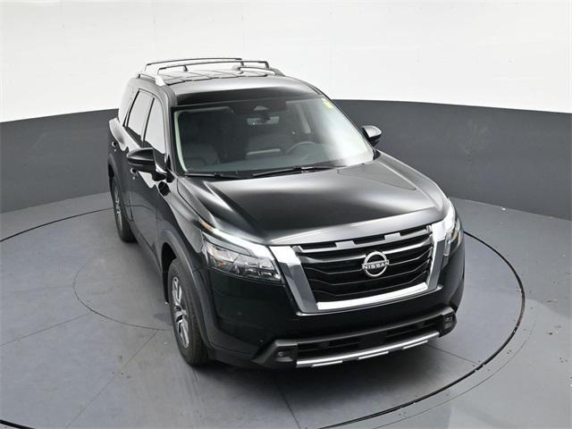 new 2025 Nissan Pathfinder car, priced at $36,727