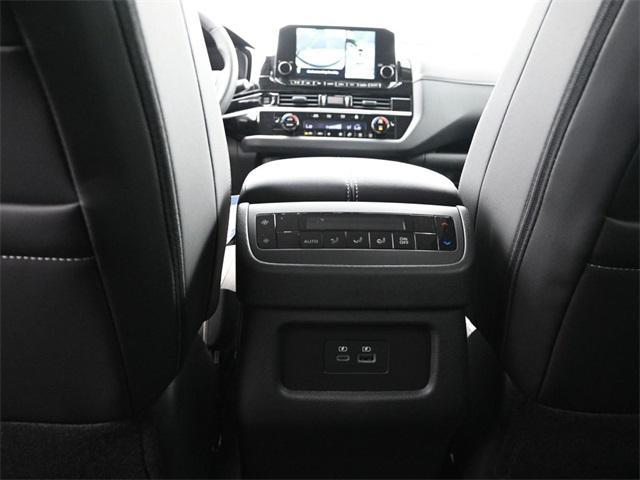 new 2025 Nissan Pathfinder car, priced at $36,727
