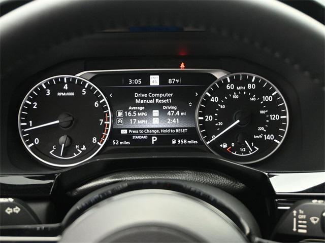 new 2025 Nissan Pathfinder car, priced at $36,727