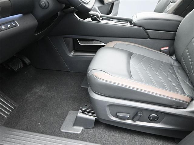 new 2025 Nissan Pathfinder car, priced at $43,856