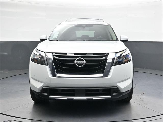 new 2025 Nissan Pathfinder car, priced at $43,856