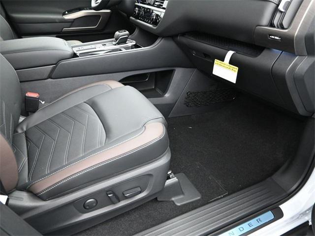 new 2025 Nissan Pathfinder car, priced at $43,856