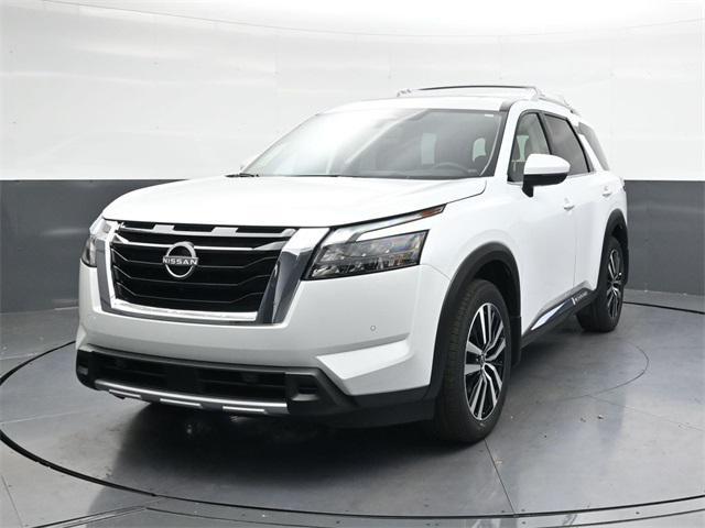 new 2025 Nissan Pathfinder car, priced at $43,856