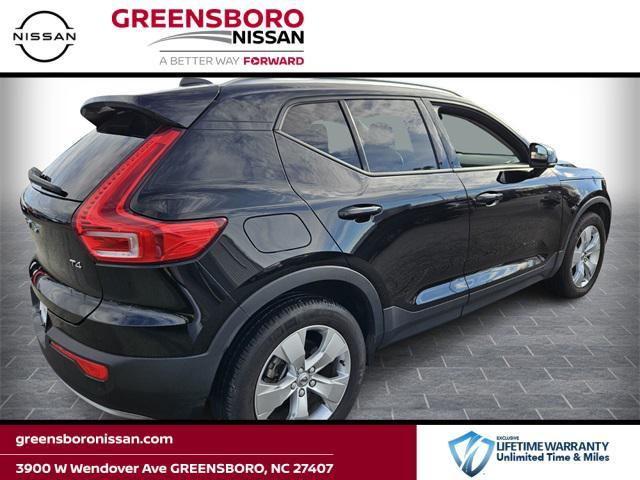 used 2022 Volvo XC40 car, priced at $21,956