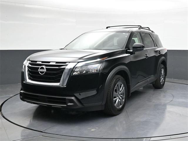 new 2025 Nissan Pathfinder car, priced at $40,580