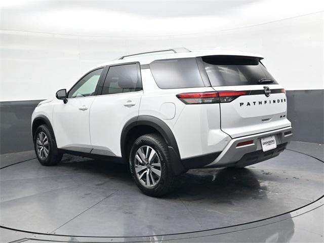 new 2025 Nissan Pathfinder car, priced at $39,608