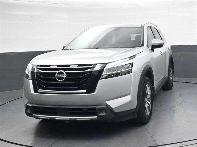 used 2022 Nissan Pathfinder car, priced at $25,389