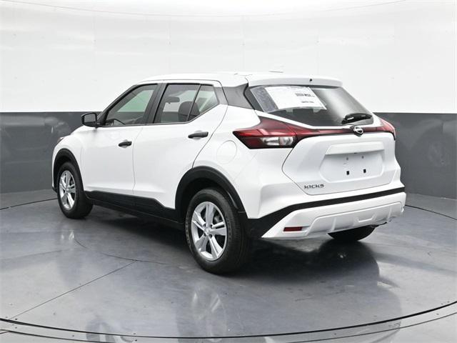 new 2025 Nissan Kicks car, priced at $21,525
