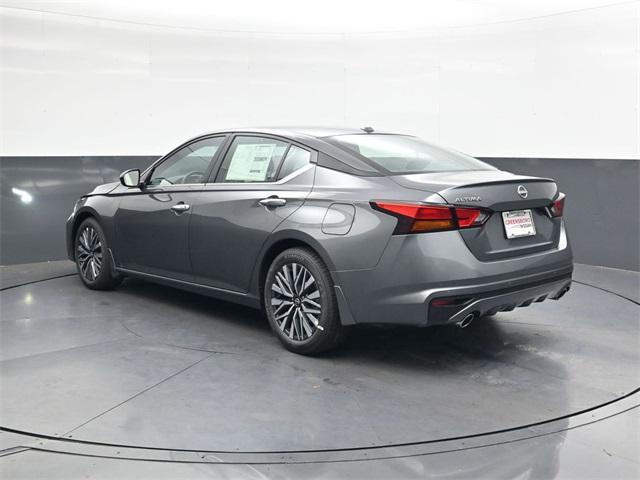 new 2025 Nissan Altima car, priced at $27,924