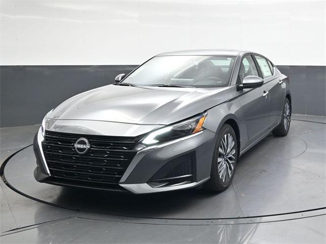 new 2025 Nissan Altima car, priced at $27,924