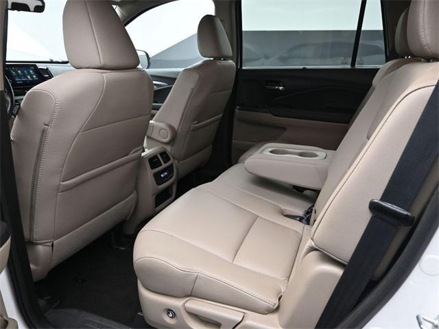 used 2022 Honda Pilot car, priced at $31,799