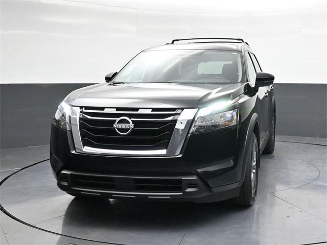 new 2025 Nissan Pathfinder car, priced at $42,388