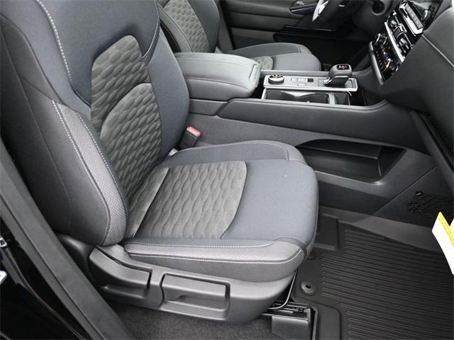 new 2025 Nissan Pathfinder car, priced at $42,388