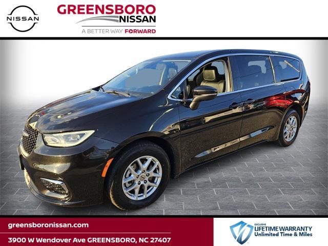 used 2023 Chrysler Pacifica car, priced at $23,601