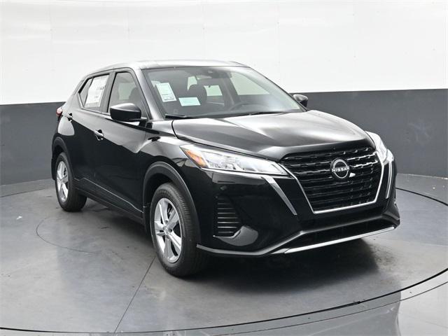 new 2025 Nissan Kicks car, priced at $22,442