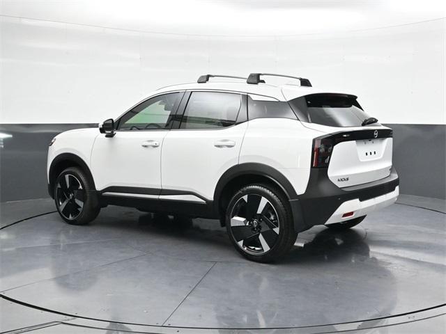 new 2025 Nissan Kicks car, priced at $24,306