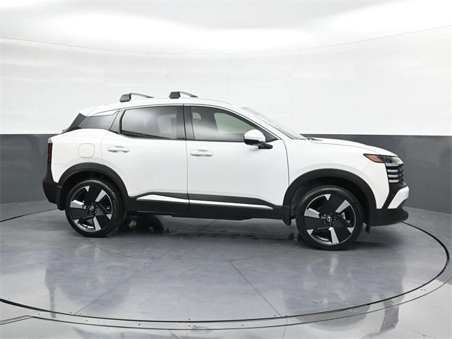 new 2025 Nissan Kicks car, priced at $26,256