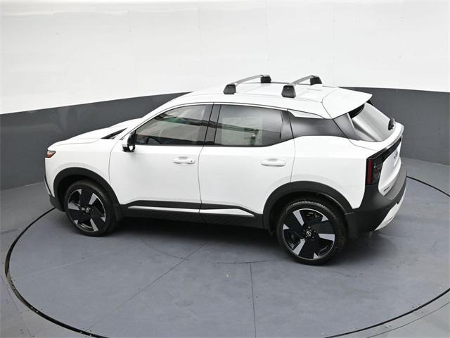 new 2025 Nissan Kicks car, priced at $26,256