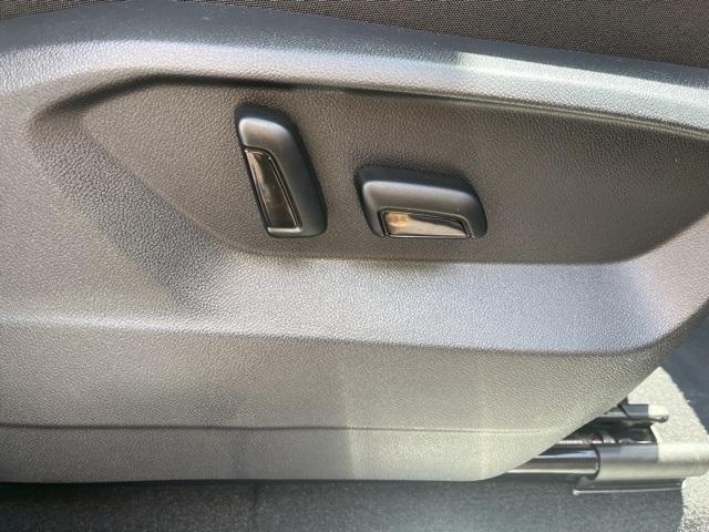 used 2021 Volkswagen Atlas car, priced at $25,000
