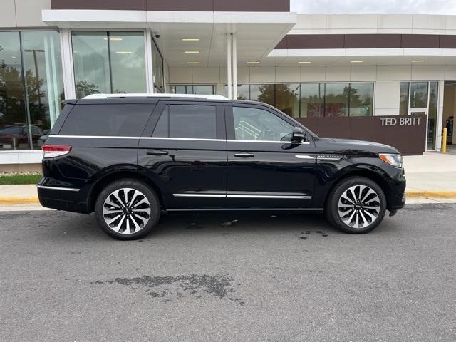 used 2024 Lincoln Navigator car, priced at $86,000