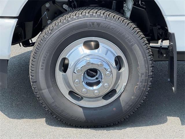 new 2025 Ford F-350 car, priced at $100,325
