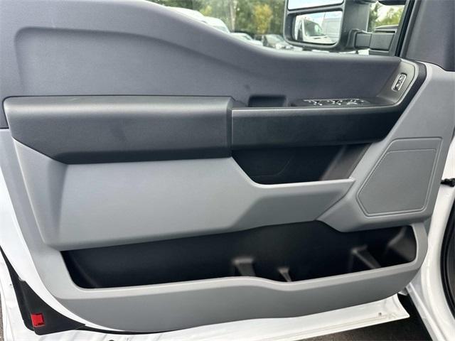 new 2026 Ford F-450 car, priced at $61,435