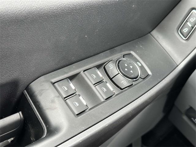 new 2025 Ford F-250 car, priced at $60,280