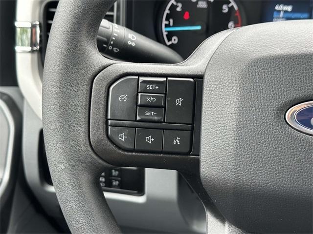 new 2025 Ford F-250 car, priced at $60,280