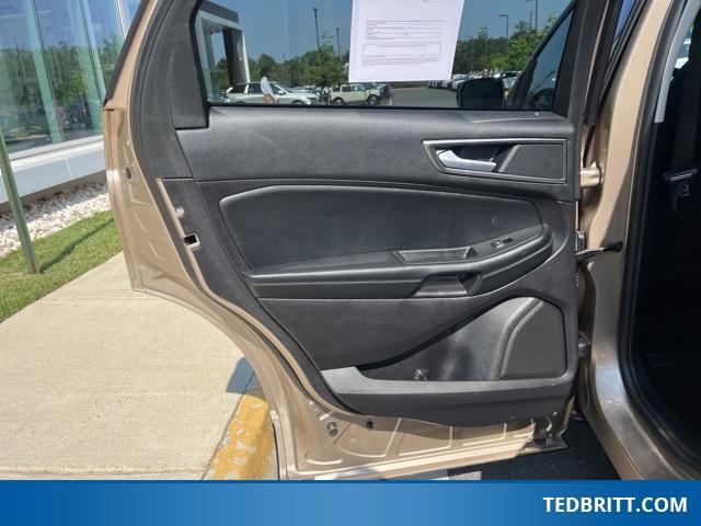 used 2020 Ford Edge car, priced at $20,000