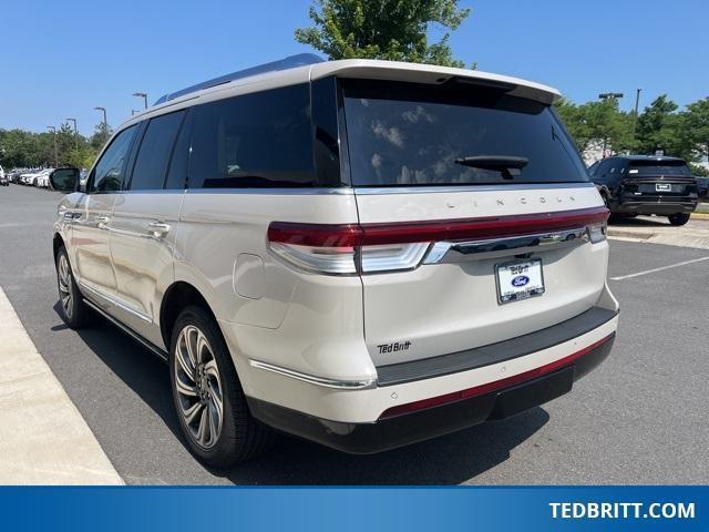 used 2022 Lincoln Navigator car, priced at $58,000