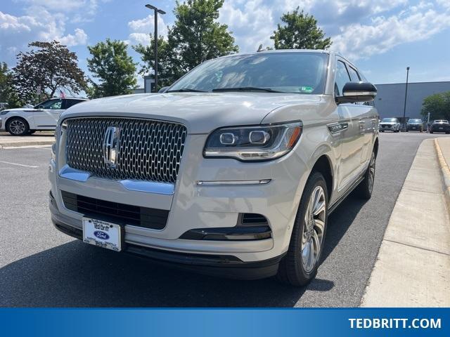 used 2022 Lincoln Navigator car, priced at $58,000