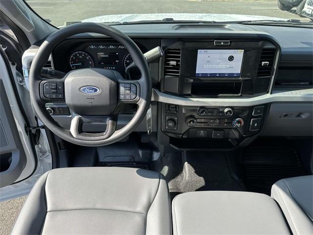 new 2025 Ford F-350 car, priced at $53,600