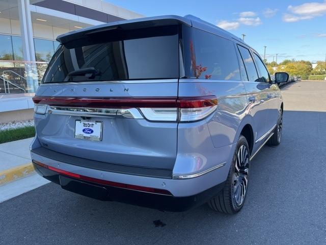 used 2024 Lincoln Navigator car, priced at $95,500